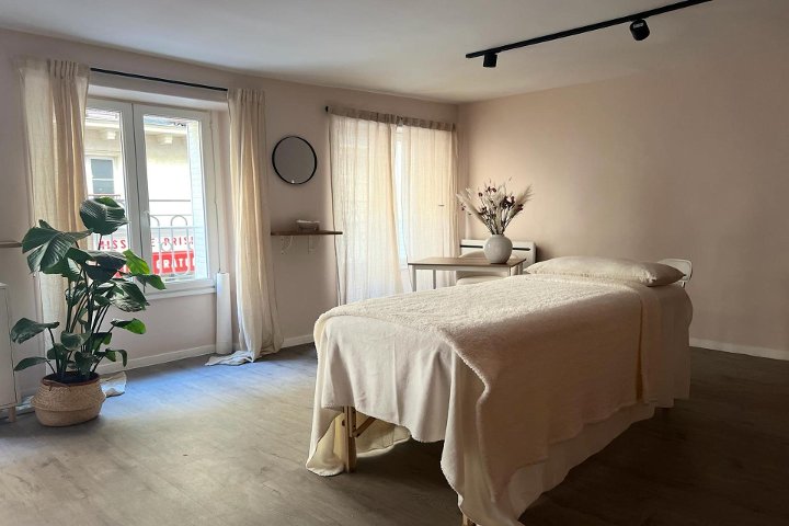 Hygieia Soins Renata Fran A Salon De Massage Faubourg Montmartre