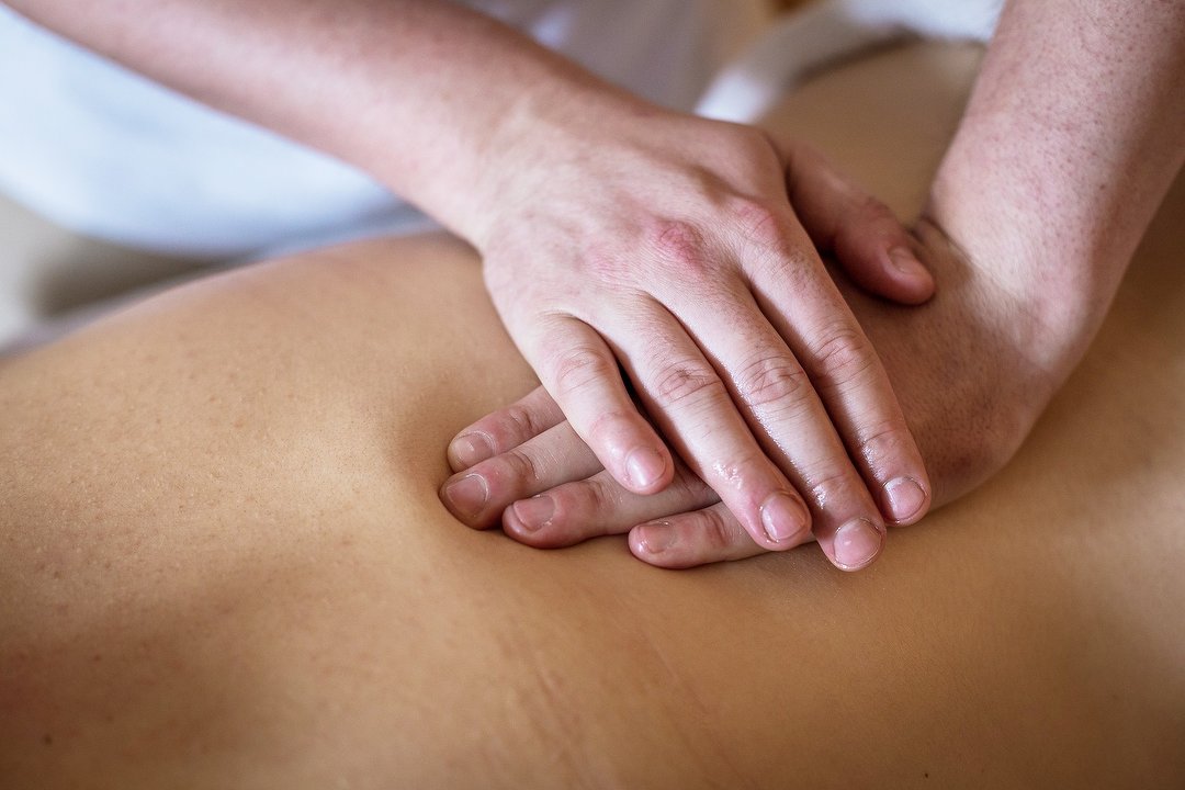 Massage Therapy Sven Parthie, Jacht, Etterbeek