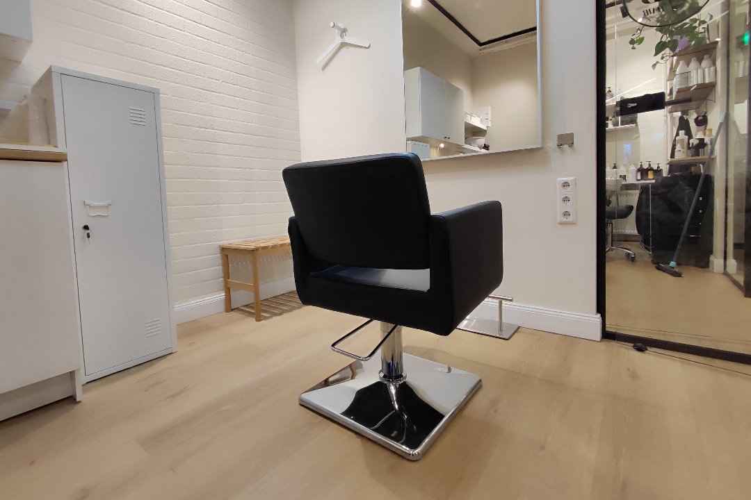 Mayumi Salon, Rotterdam