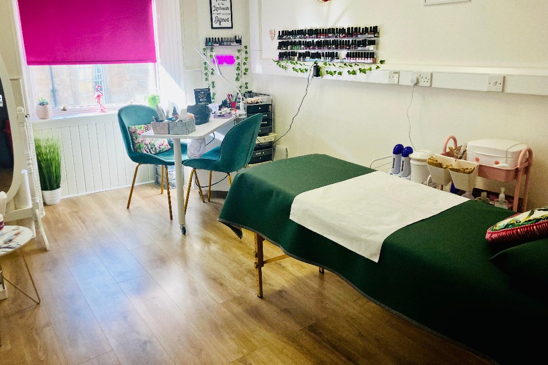 Beauty By Lisa - Hot Waxing Specialist, Central Glasgow, Glasgow