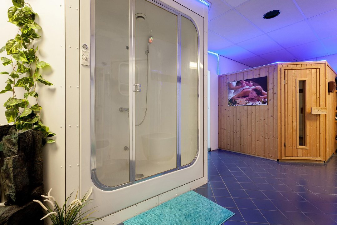 Beauty Centre Asil, Osdorper Ban, Amsterdam