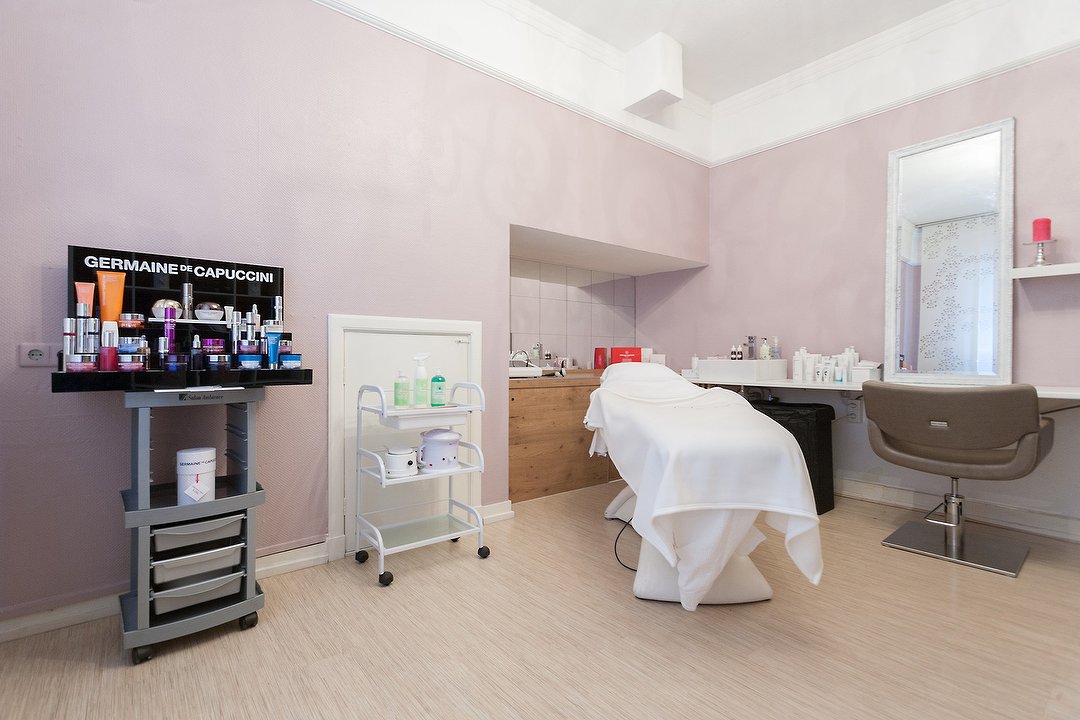 Theia Beauty, Bos en Lommer, Amsterdam