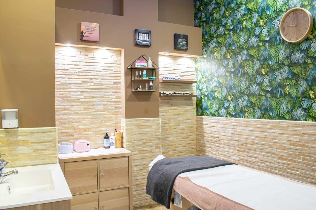 Nirvana Beauty F.M., Talenti, Roma