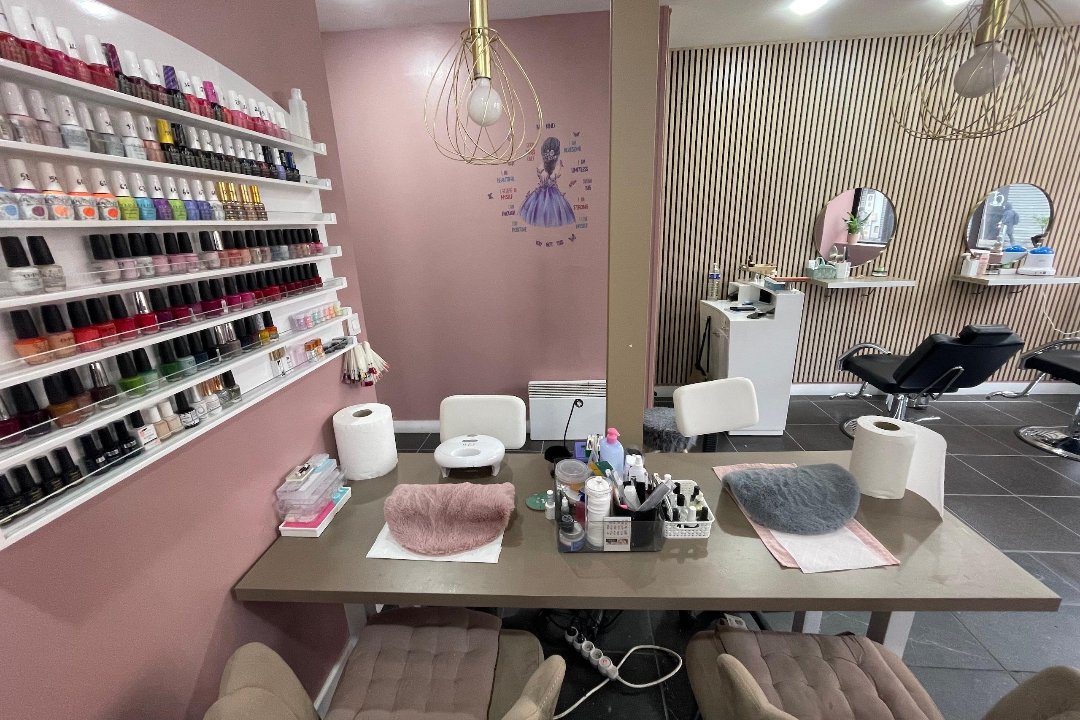 Reshma Nails, Bois-Colombes, Hauts-de-Seine