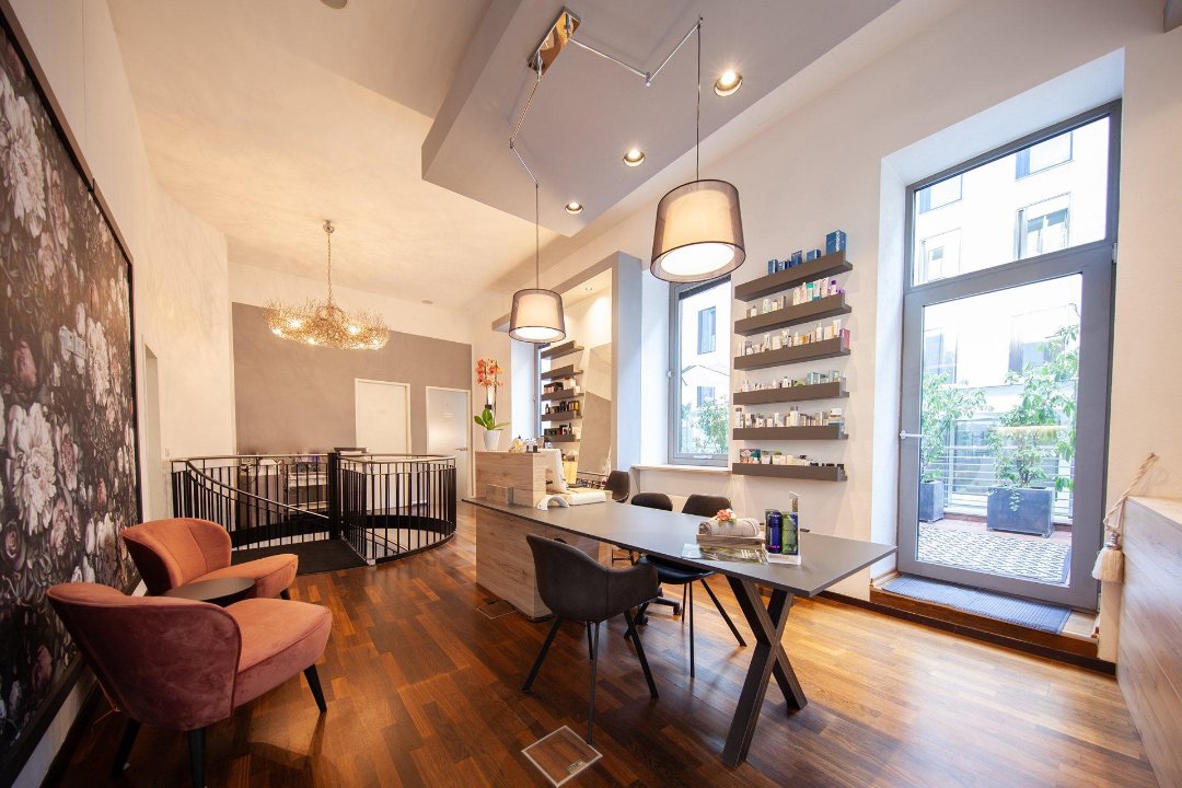 VILLA WESTFALIA | Cosmetic Department + Permanent Make Up Clinic, Innenstadt, Frankfurt am Main