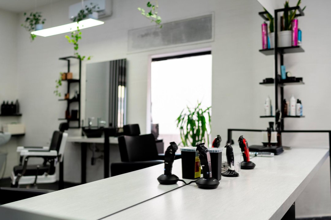 Men Concept Store, Campania