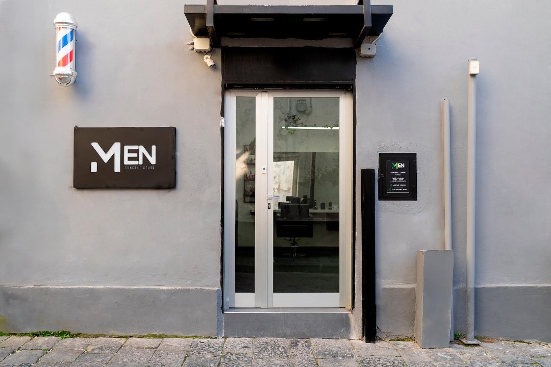 Men Concept Store, Campania
