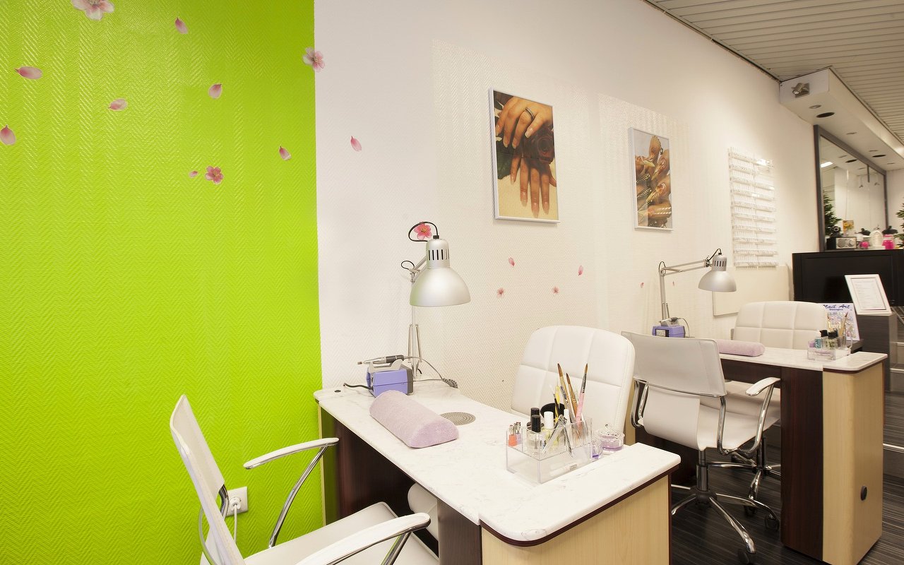 Nagelstudio's en Nagelstylisten in Arnhem, Gelderland - Treatwell