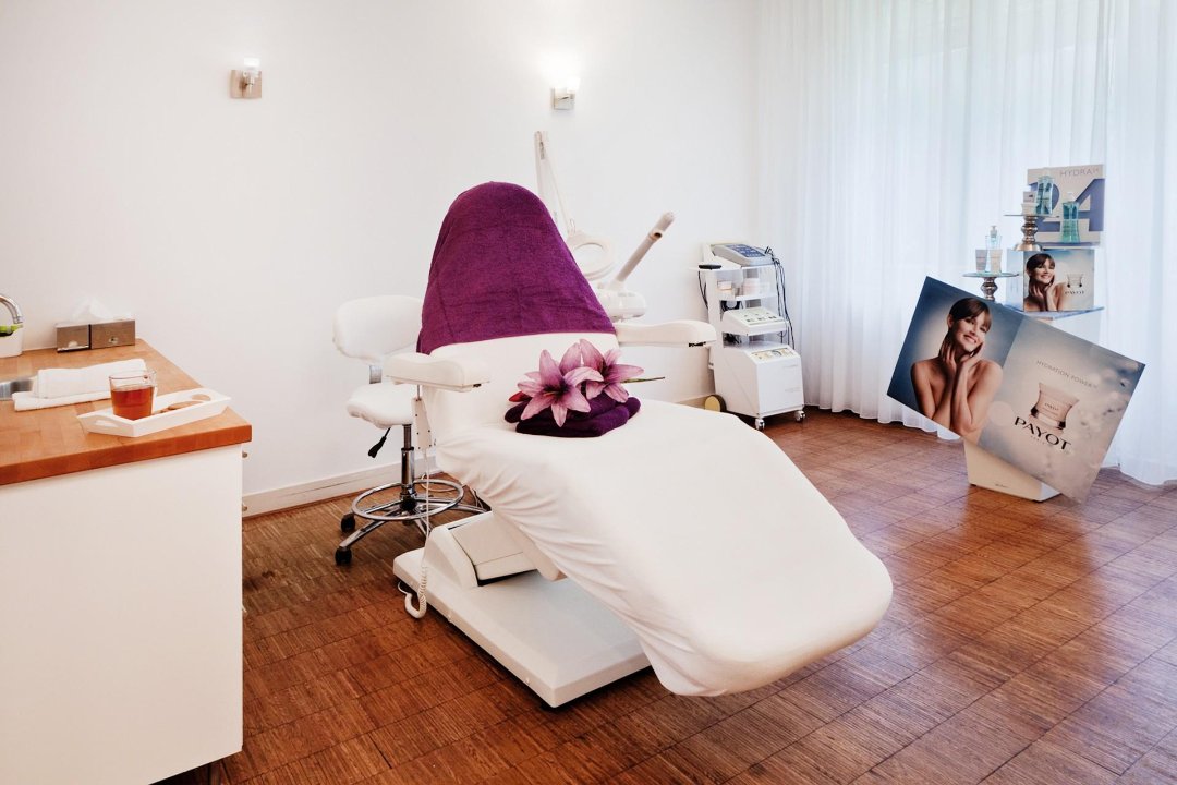 Huidkliniek Mirette, Proveniersstraat, Rotterdam