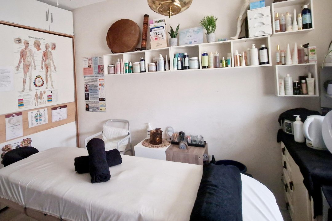 Rina's Beauty & Massage, Assendelft, Noord-Holland