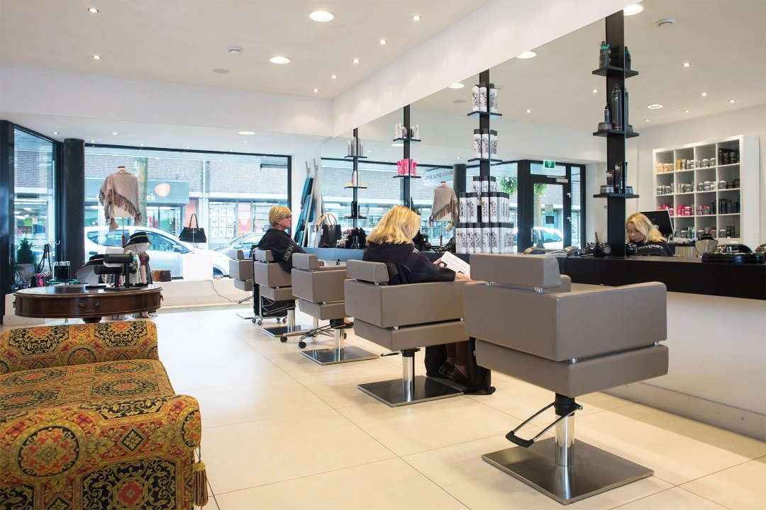 Envy Stylers Son, Airbornestraat, Noord-Brabant