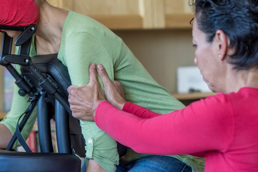 Odette Schweitz Integratieve Stoelmassages, haarlem, Noord-Holland