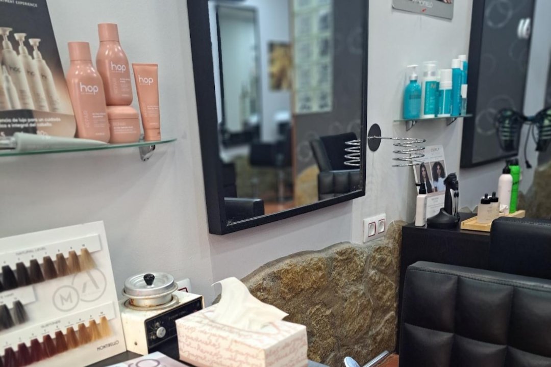 Innova Peluquería, Oviedo