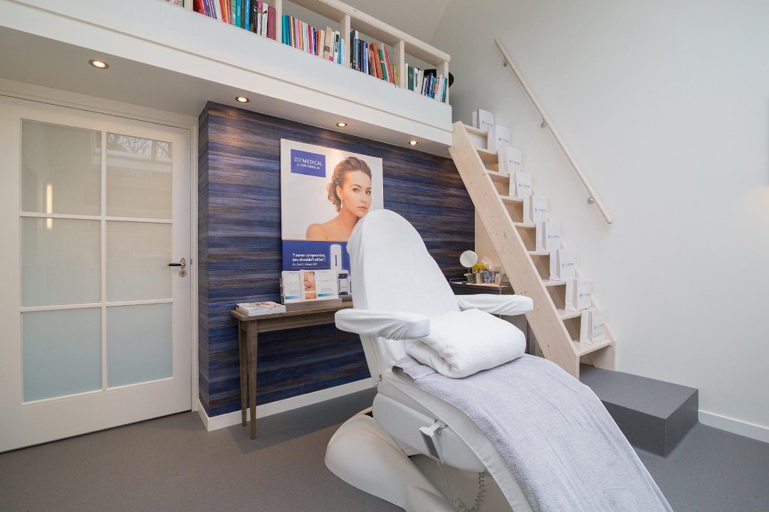 Van Lennep Kliniek - Rijslag 14, Amsterdamsestraat, Den Haag