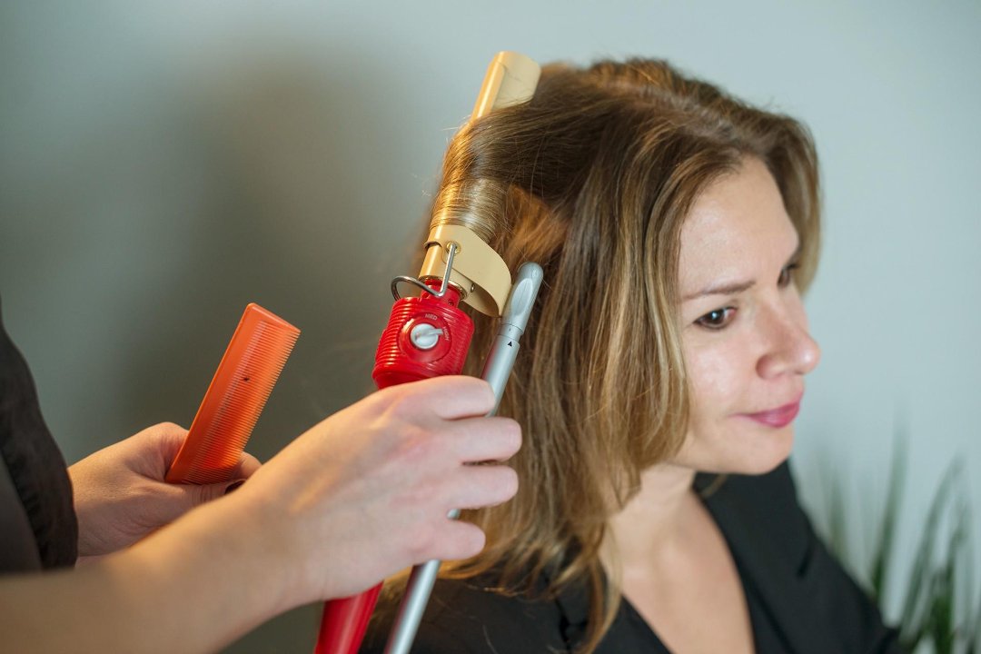 Hair with Care by Anne, Industrieweg, Noord-Brabant