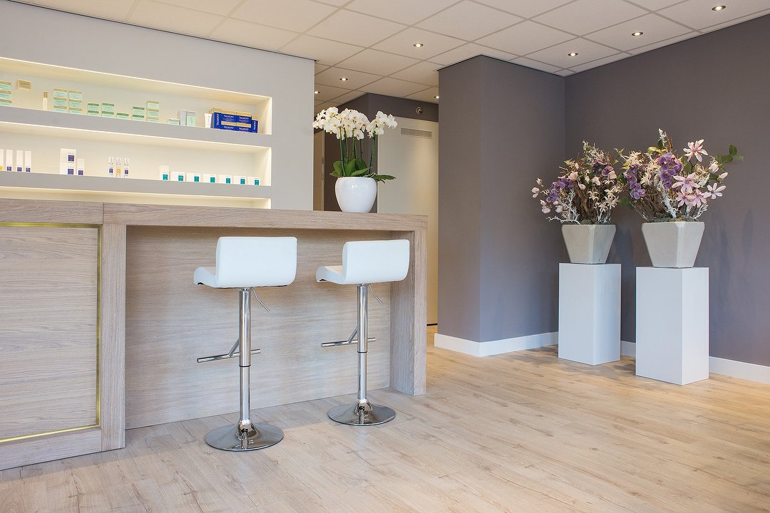 PUUR Huidinstituut, Prinsenbeek Area, Breda