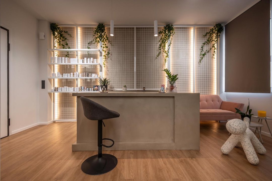 Theo Beauty House, Attica