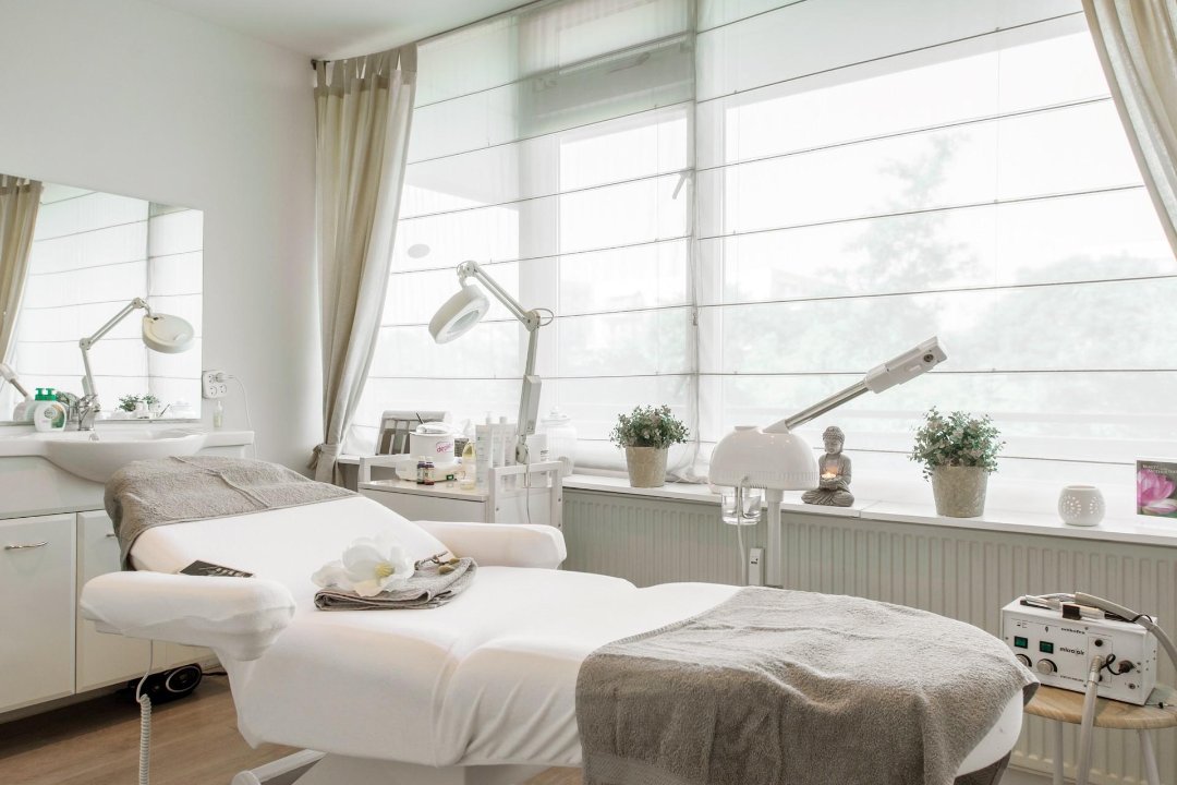 Beauty Secrets, Kennemerlaan, Noord-Holland