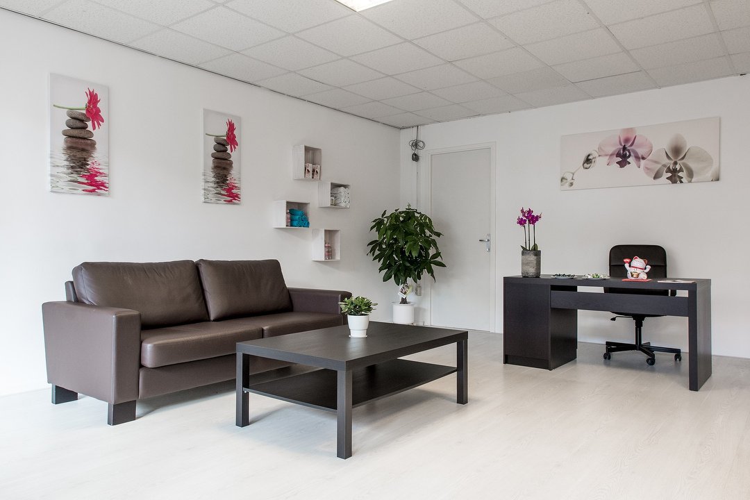 Yeung Sang Massagesalon, Kamp, Flevoland