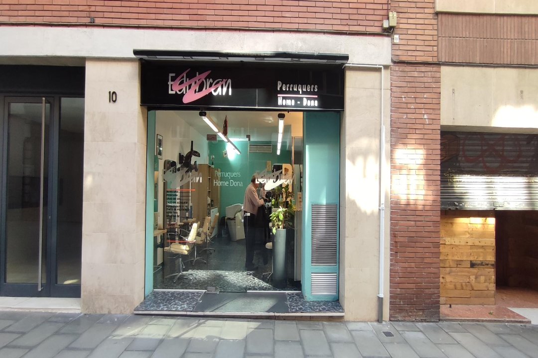 Edubran Peluquería Les Corts, Carrer del Vallespir, Barcelona