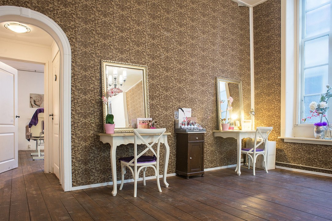 Een Salon, Gelkingestraat, Groningen