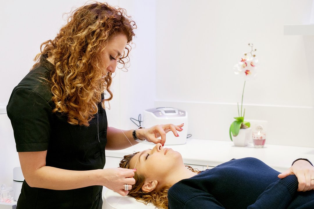 Ghazaleh Beauty Studio, De Savornin Lohmanplein, The Hague