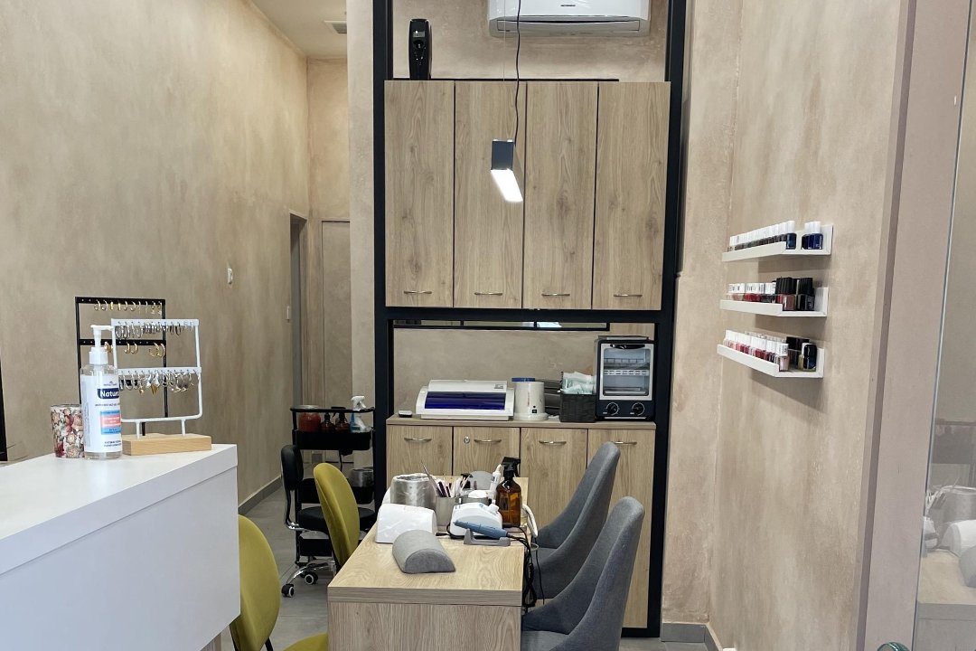 Som Beauty Salon, Triandria, Perifereiaki Enotita Thessalonikis