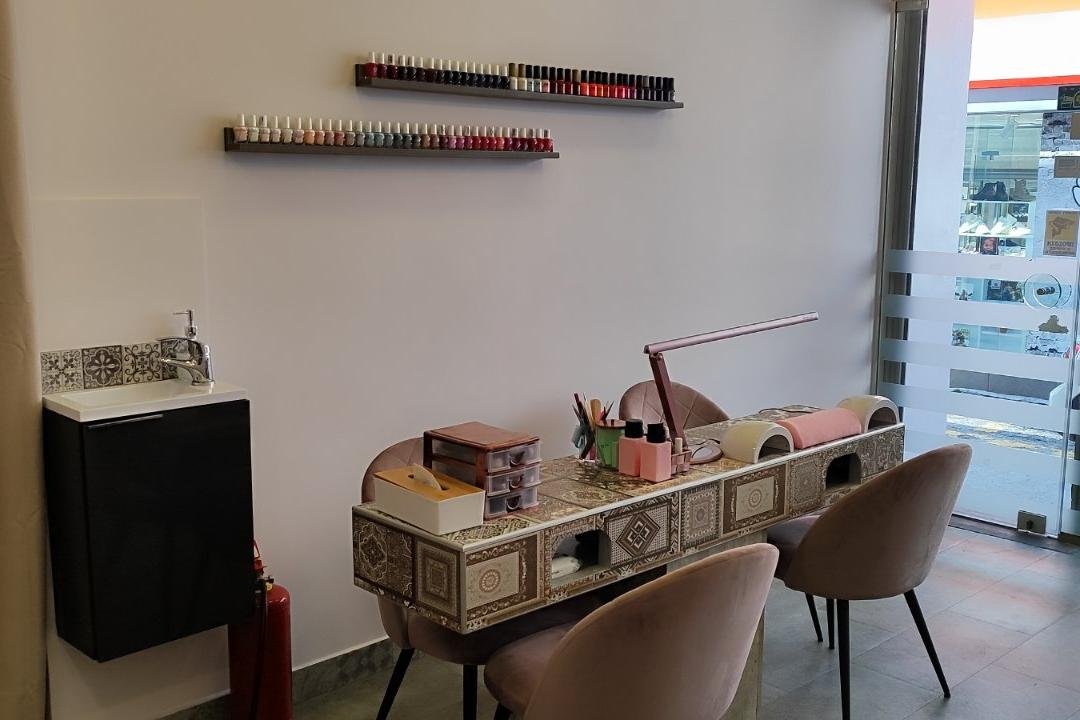 Arte Nails & More, Chalandri, Attica