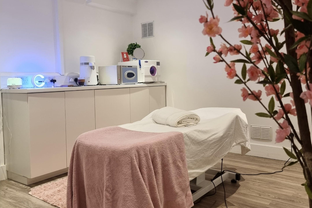 Lucy Vitor Bodytherapist, King's Road, London