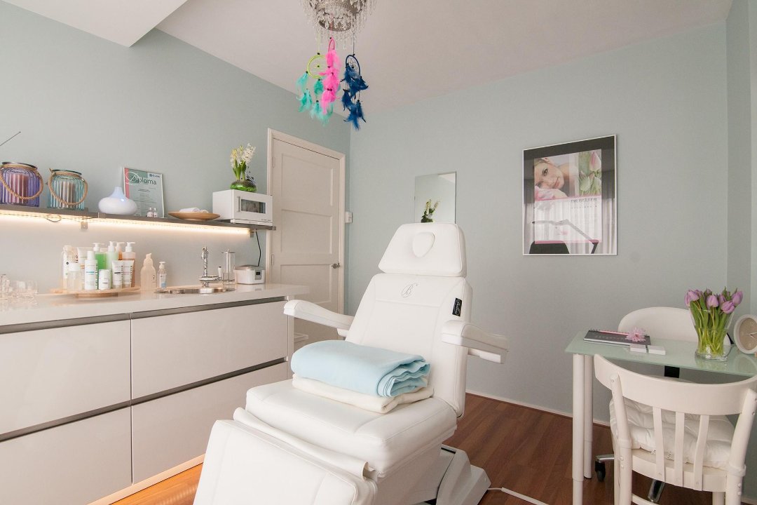 Bellici Beauty & Lifestyle Salon, Alphons Diepenbrockhof, Den Haag