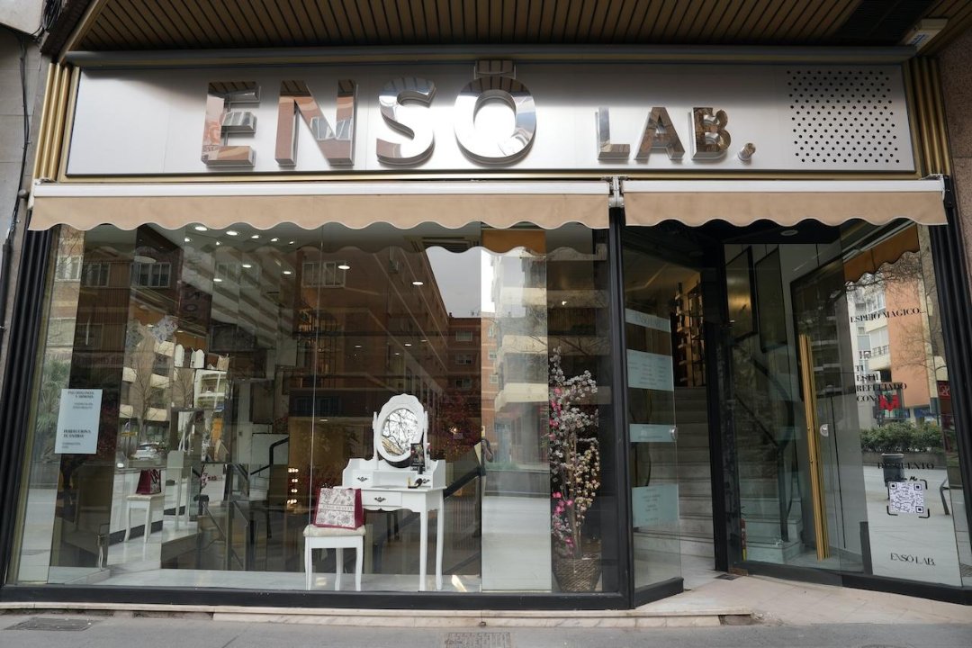 Inés Sánchez Beauty Concept, Centro-Sagrario, Granada