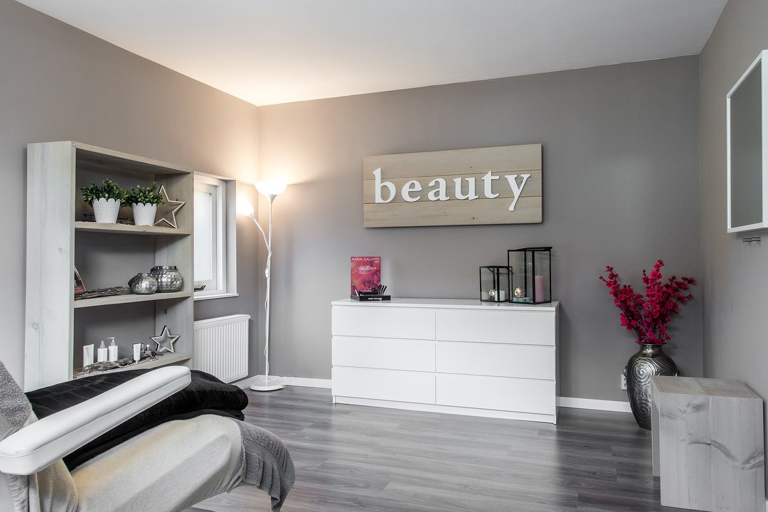 Maison de Beauté, Benedenweg, Noord-Holland