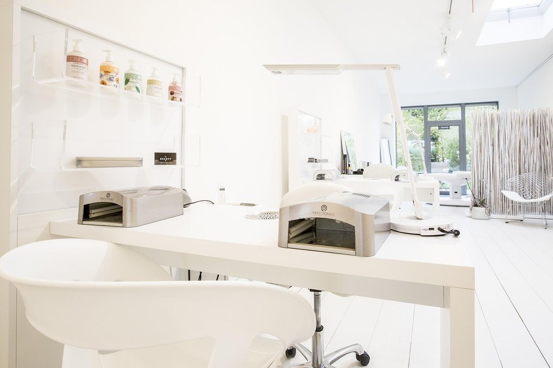 Be Beauty, Fort Jaco, Uccle