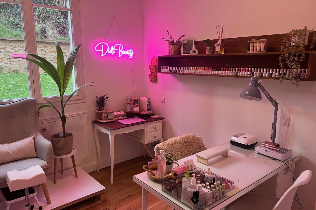 Didi Beauty, Suresnes, Hauts-de-Seine