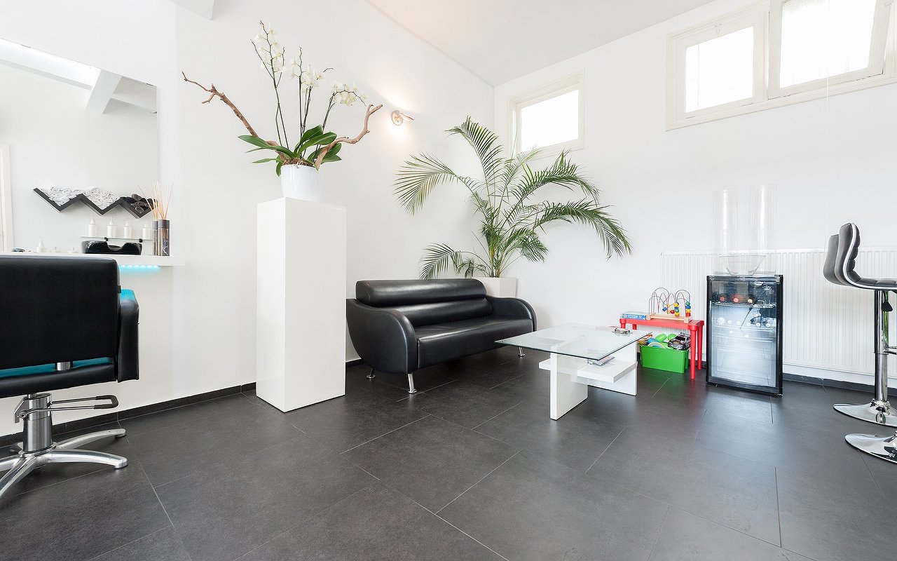 Top 20 Hair Salons in Den Haag Centrum, The Hague Treatwell