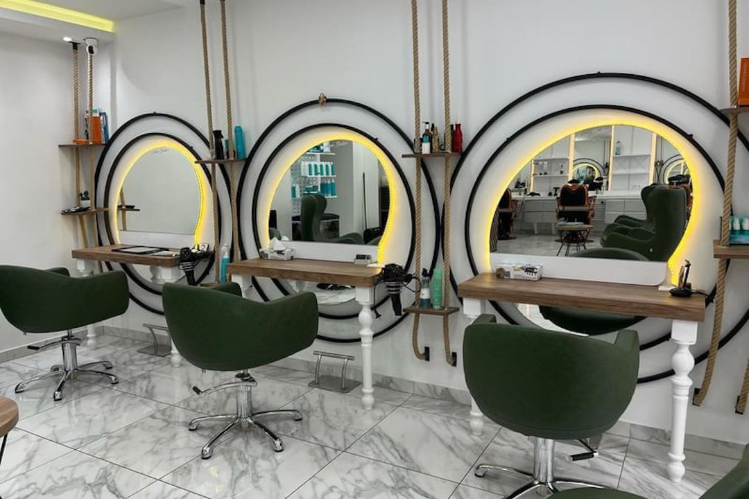 Friseur Anas Bakier, 8. Bezirk, Wien