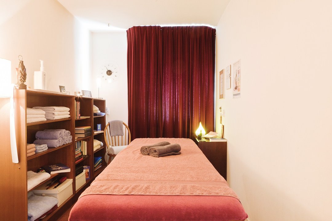 Vita massage & healingtherapie, De Esch, Rotterdam