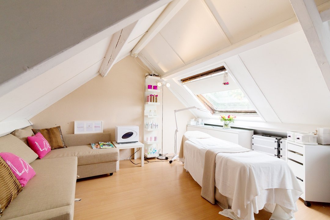 Pure Moments Beautysalon, Zebraspoor, Provincie Utrecht