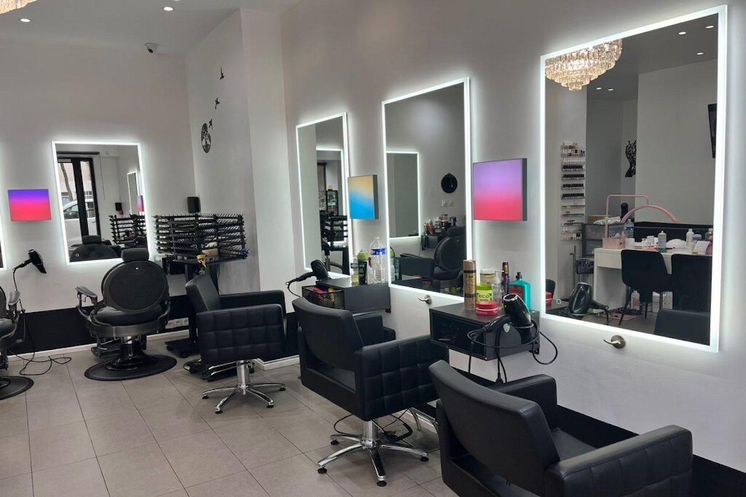 Desmond Beauty House, Porte de Bagnolet, Paris