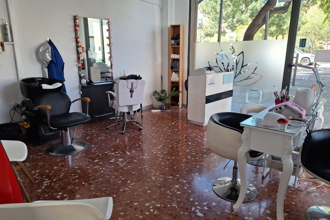 D&Y Estética y Peluquería, Marxalenes, Valencia