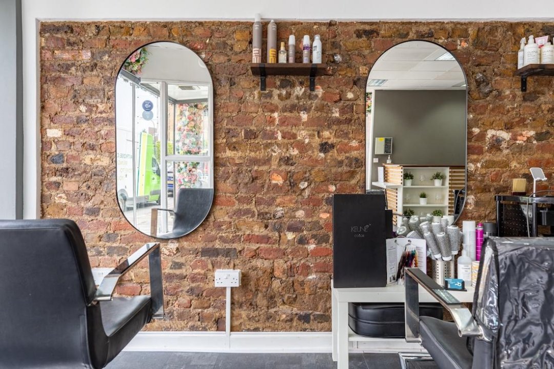 AV Hair Studio, Blackheath, London