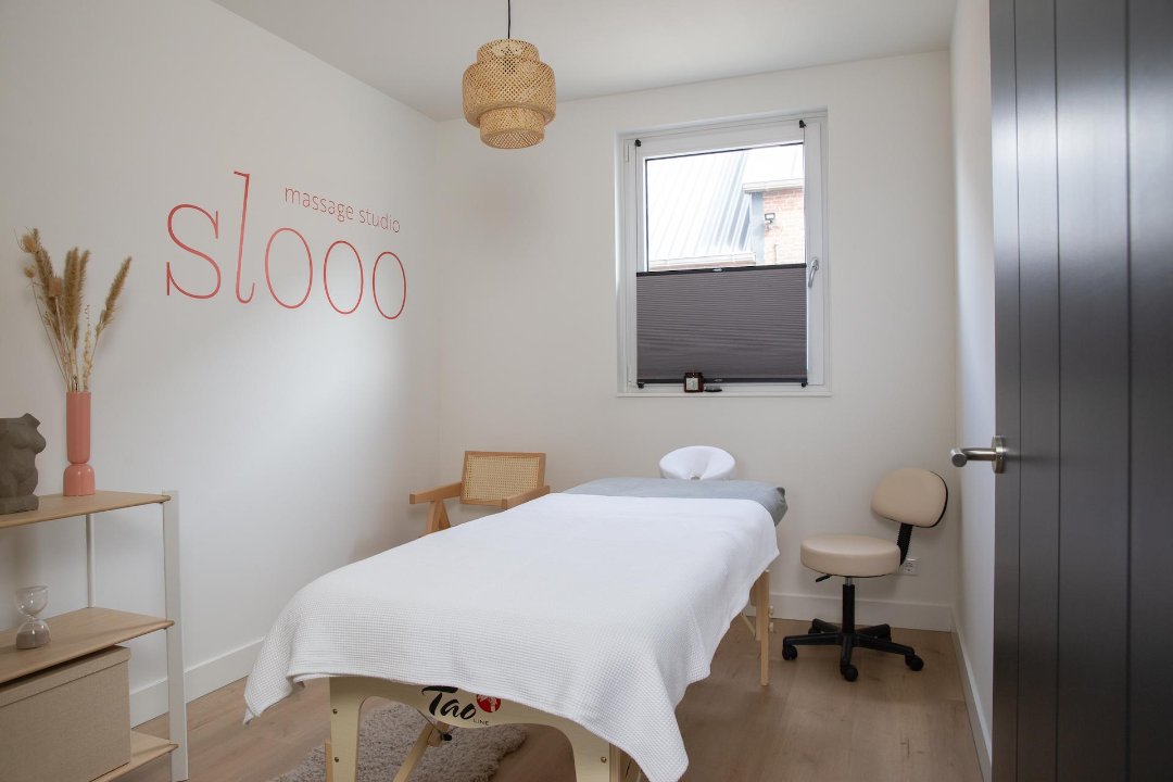 Slooo Massage Studio, Boerendijk, Provincie Utrecht