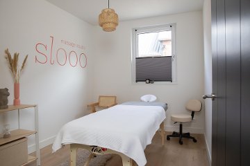 Slooo Massage Studio