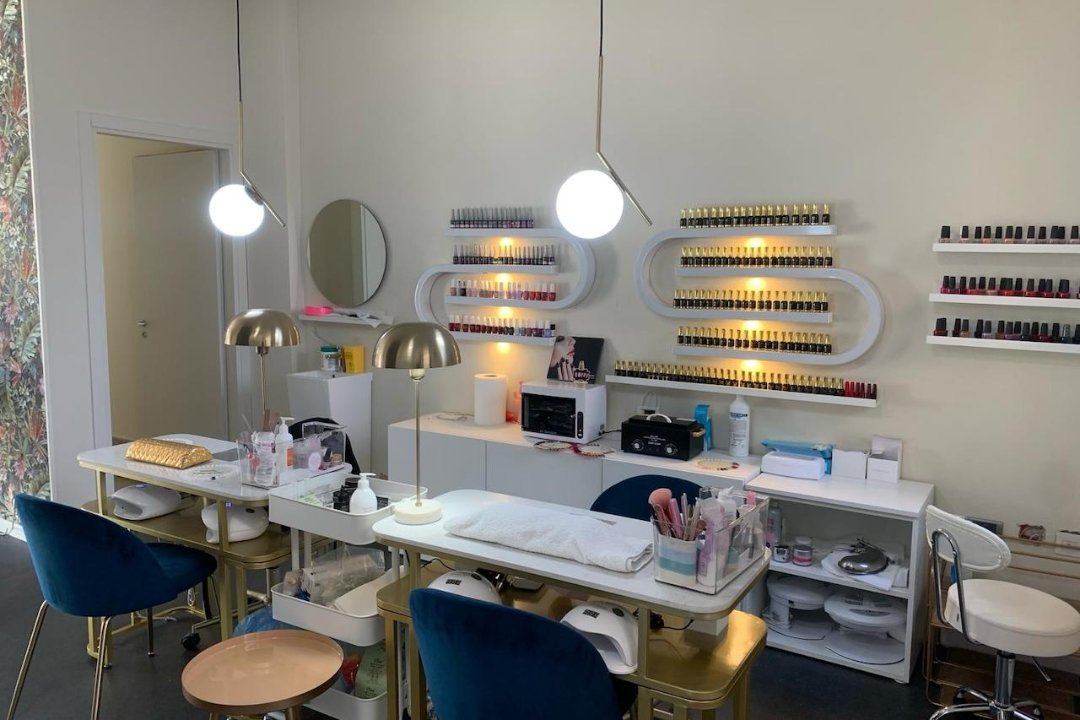 Happy Nails Montelupo Fiorentino, Montelupo Fiorentino, Toscana