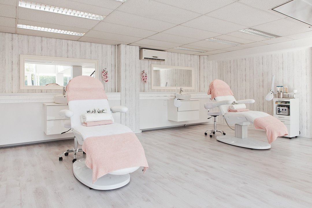 V-Cosmetics, Schiedamsedijk, Rotterdam