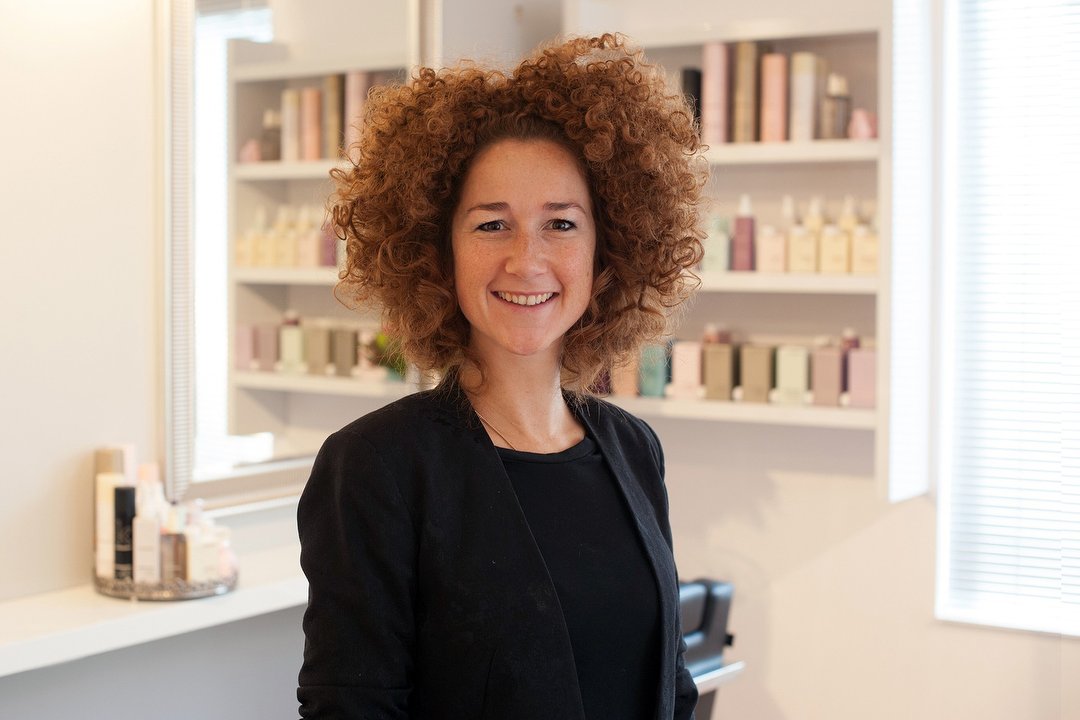 Vanessa Swillens Haarstylist, Weimarstraat, The Hague