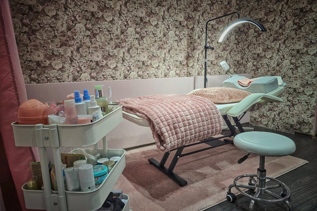 Luxury Treatment by Rose, Westend, Frankfurt am Main