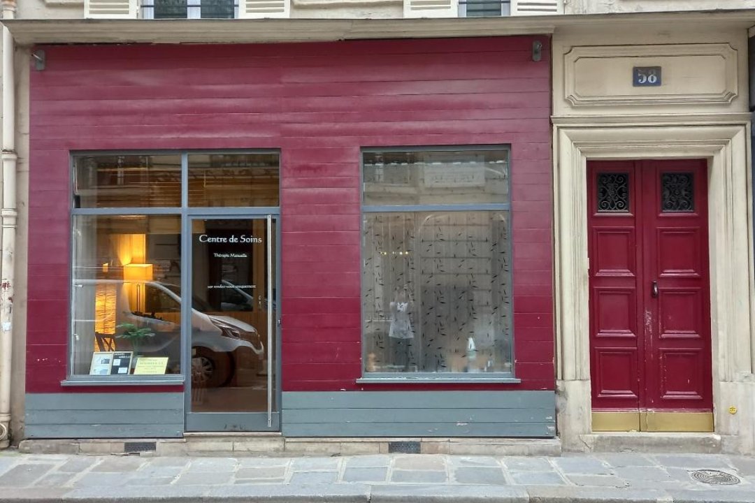 Florence Petit, Rue de Grenelle, Paris