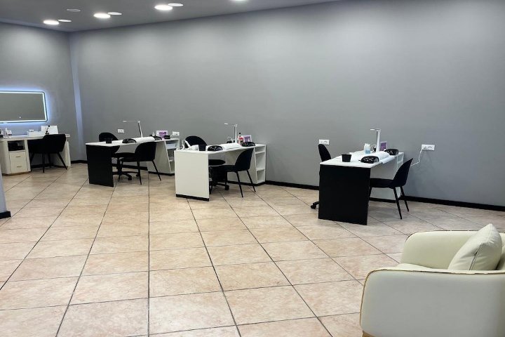 Revolution Nails - Onglerie Pescara - Photo de galerie - OneBooking