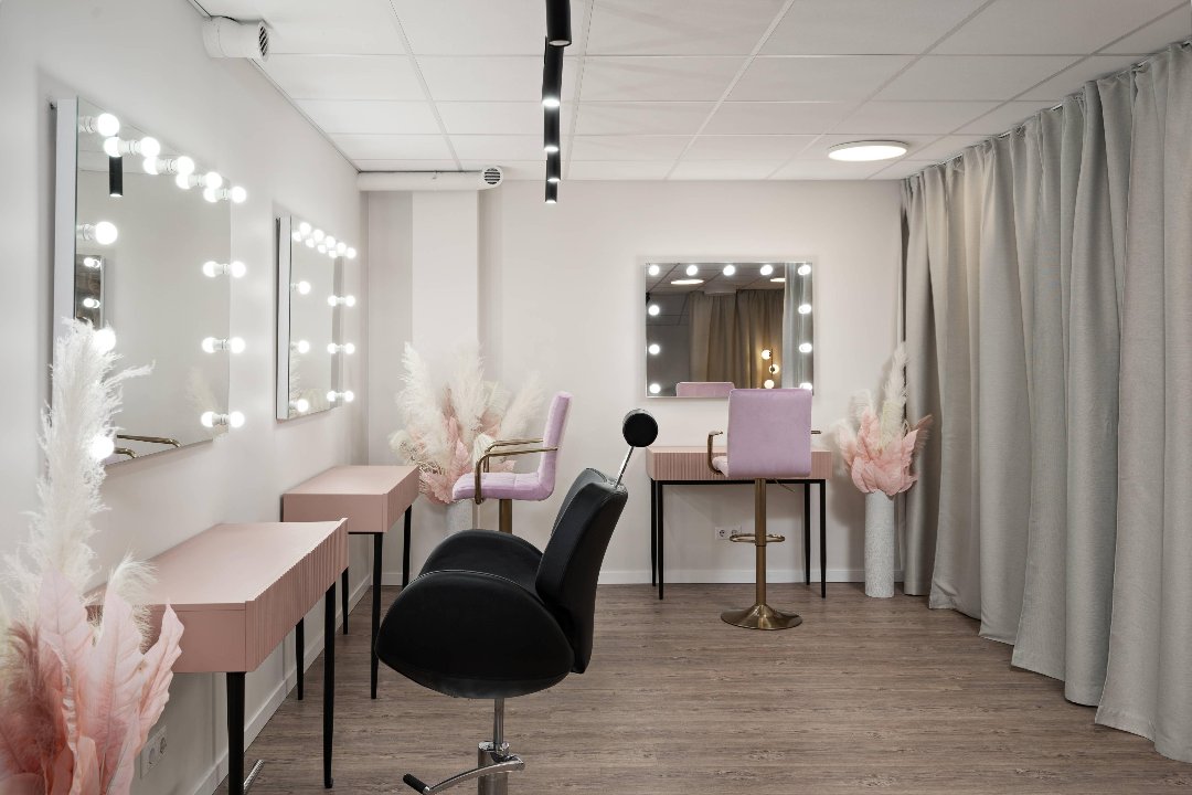 J.BEAUTY studija, Naujamiestis, Kaunas